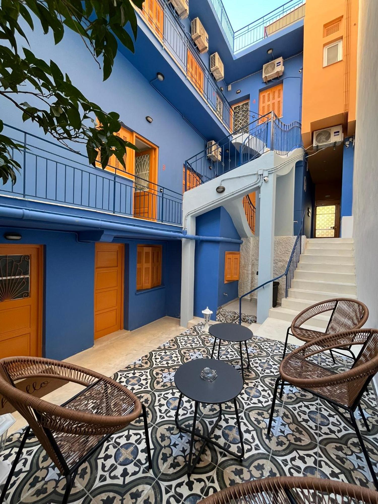 The Blue House Athens Aparthotel Exteriör bild
